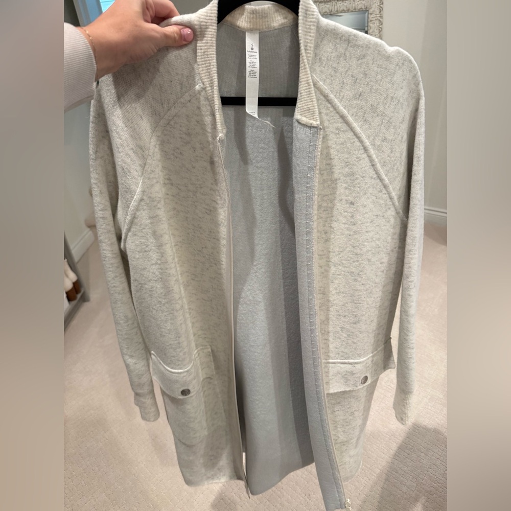 Lululemon Athletica Light Gray Utility Jacket